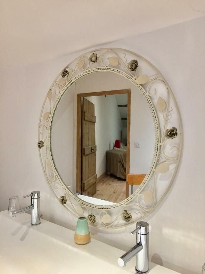 Apartamento Magnificent Renovated Farmhouse - 10 Min A7 - Anneyron Exterior foto